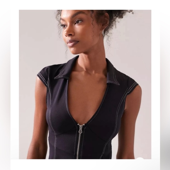 Urban Outfitters Amal Zip-Front Mini Dress sz M - Picture 3 of 6